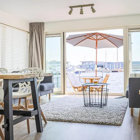 Bateau-hôtel Aqualiving 4*